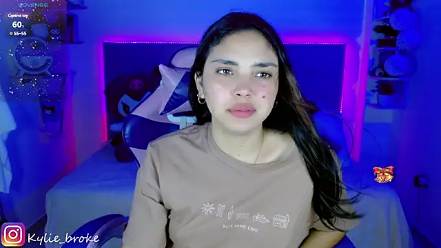 Kylie brokee online show from January 5, 12:20 am