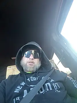 Snapshot of rocket8669 chatting on February 2, 9:24 pm rocket8669 online show from February 2, 9:24 pm