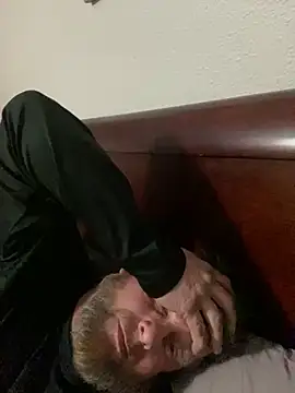 Snapshot of rocket8669 chatting on February 4, 6:08 am rocket8669 online show from February 4, 6:08 am