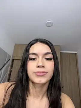 Snapshot of VeronicaCruz_ chatting on February 23, 8:17 am VeronicaCruz online show from February 23, 8:17 am