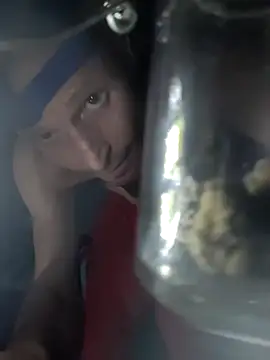 Snapshot of omgkidisthaone chatting on September 24, 6:28 am omgkidisthaone online show from September 24, 6:28 am