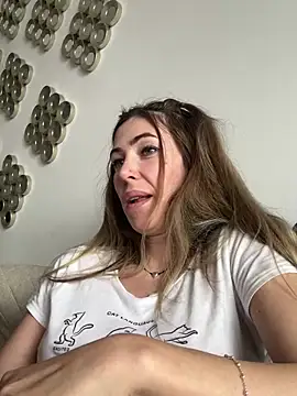 Snapshot of RaquelleDevon chatting on March 15, 11:19 am RaquelleDevon online show from March 15, 11:19 am