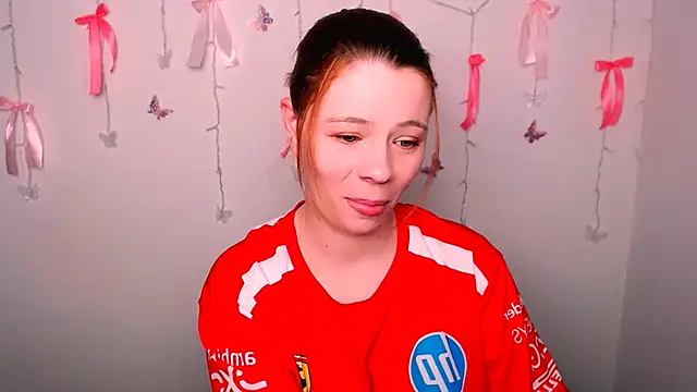 Sun Alexia online show from April 12, 8:03 pm