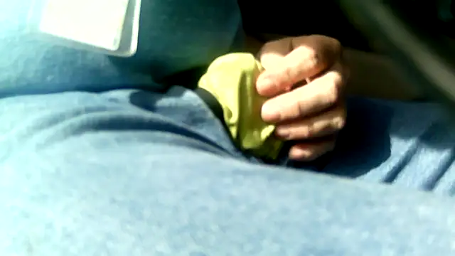 Snapshot of Policeman20742 chatting on December 13, 5:43 pm Policeman20742 online show from December 13, 5:43 pm