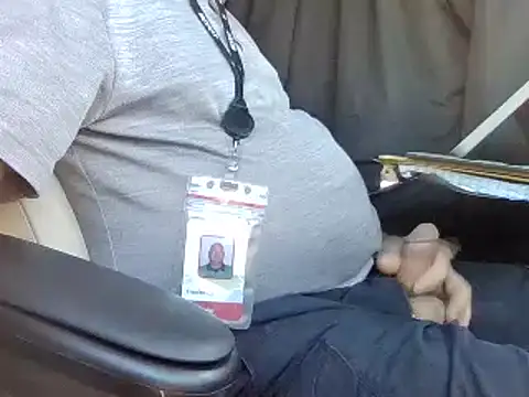 Snapshot of Policeman20742 chatting on January 8, 5:48 pm Policeman20742 online show from January 8, 5:48 pm