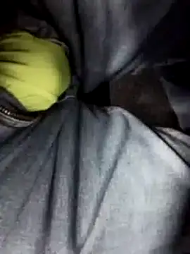 Snapshot of Policeman20742 chatting on March 21, 3:35 pm Policeman20742 online show from March 21, 3:35 pm