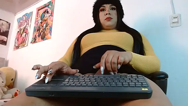 Snapshot of kim_hot69_ chatting on July 28, 12:48 pm kim hot69 online show from July 28, 12:48 pm