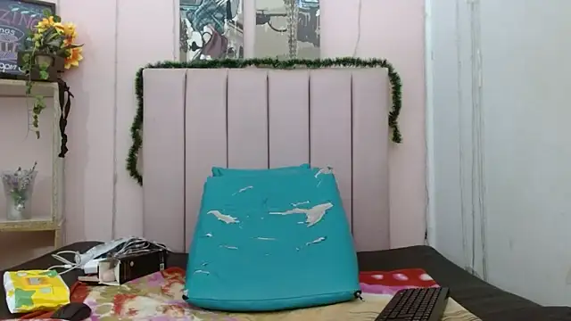 camilawilliams707rs online show from March 31, 3:30 am