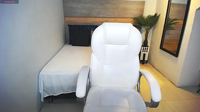 liseth fox online show from February 26, 11:26 pm