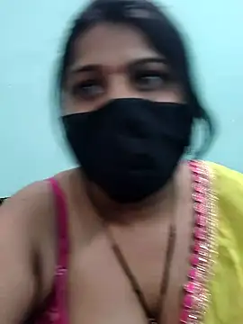 Snapshot of Hotty-simran chatting on October 3, 4:42 am Hotty-simran online show from October 3, 4:42 am