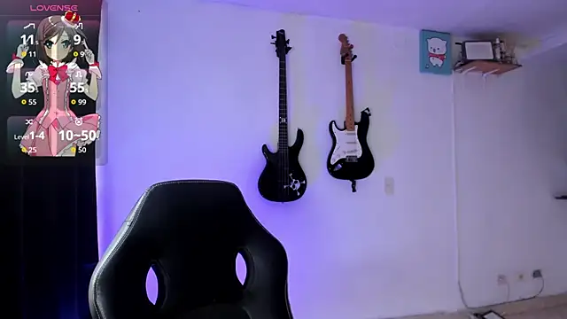 lilpervertgirl online show from April 1, 8:28 pm