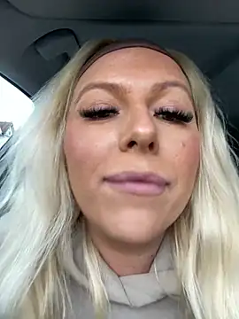 Snapshot of Arabellalee23 chatting on January 9, 3:01 pm Arabellalee23 online show from January 9, 3:01 pm