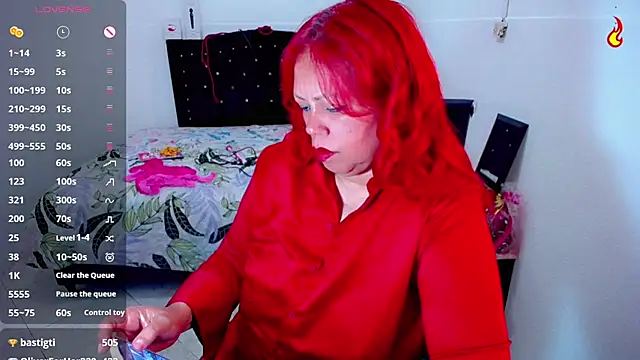 Hot-Rihanna online show from March 11, 2:50 am