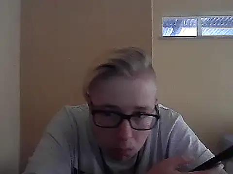 bisexualboy05 online show from January 14, 7:59 am