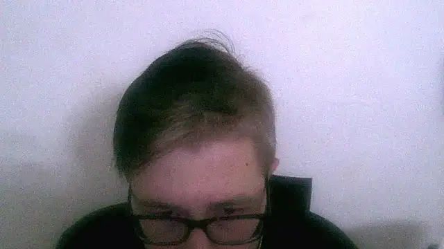 bisexualboy05 online show from January 10, 8:54 pm