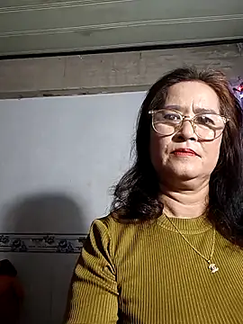 Snapshot of phnz chatting on February 27, 9:37 pm phnz online show from February 27, 9:37 pm