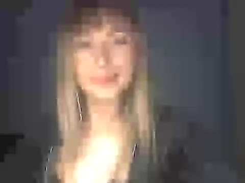 Snapshot of EffectMaya chatting on February 16, 6:48 pm EffectMaya online show from February 16, 6:48 pm