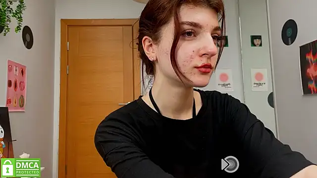 Snapshot of Bunny_ShyGirl chatting on February 27, 7:12 am Bunny ShyGirl online show from February 27, 7:12 am