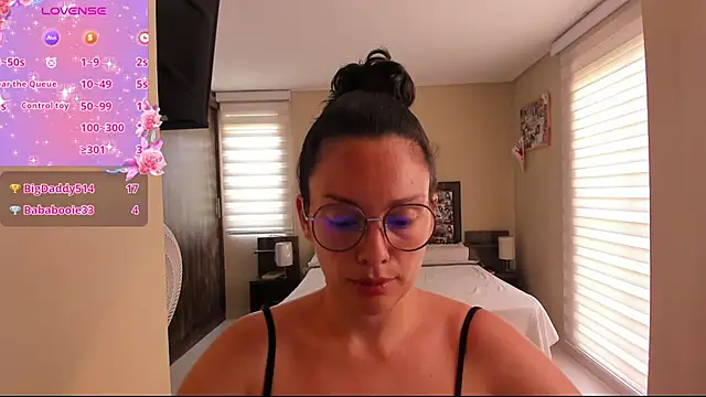 Snapshot of anabel_025 chatting on July 14, 6:57 pm anabel 025 online show from July 14, 6:57 pm