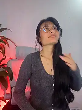 NayeCloud online show from March 31, 10:10 pm