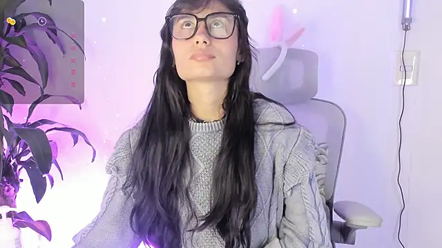 NayeCloud online show from April 3, 4:32 am