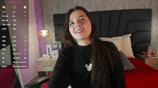 Snapshot of Sabrina_Lennox chatting on January 30, 10:51 pm Sabrina Lennox online show from January 30, 10:51 pm