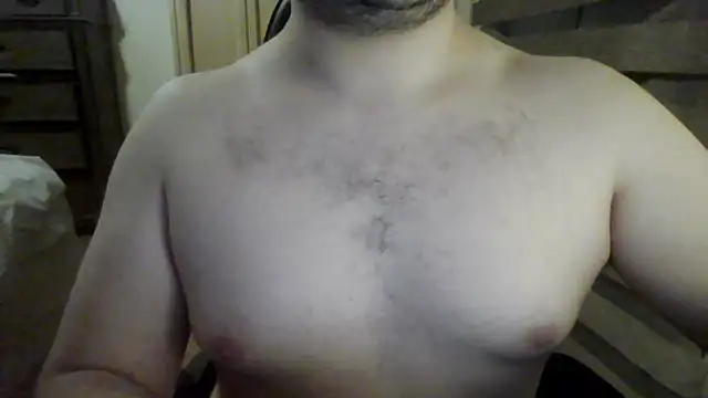 Snapshot of Himbo_fox chatting on October 17, 7:22 am Himbo fox online show from October 17, 7:22 am