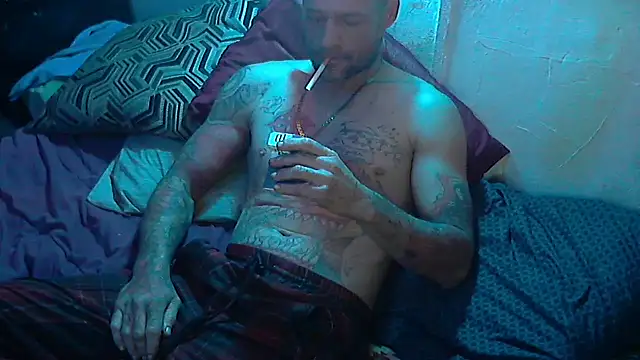 TheOneYouLove69 online show from February 24, 3:04 am