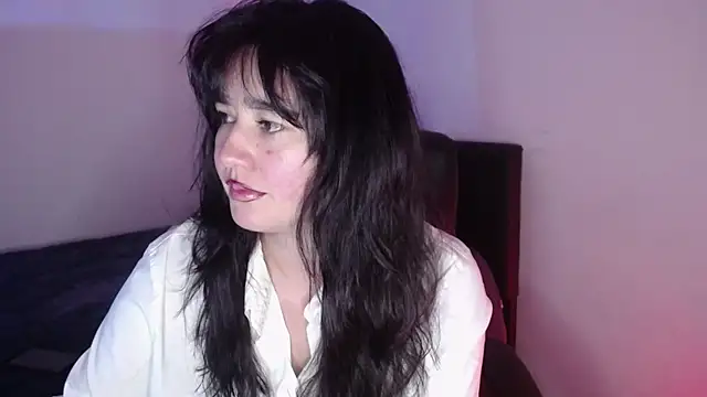 Snapshot of NewAgatha_Bolton chatting on May 11, 8:39 pm NewAgatha Bolton online show from May 11, 8:39 pm