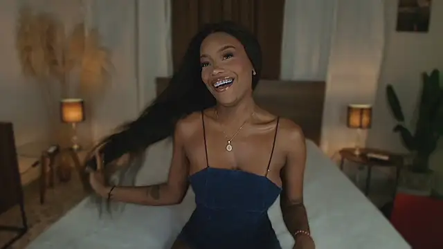 Isaa Coleman  online show from February 26, 9:36 pm