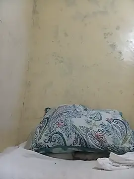 sexxylucia online show from February 9, 11:09 pm