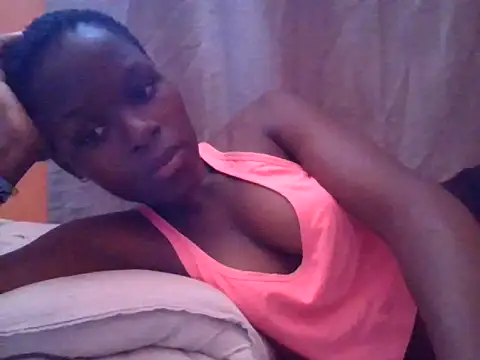 ebonyvalleria1 online show from June 2, 8:16 am