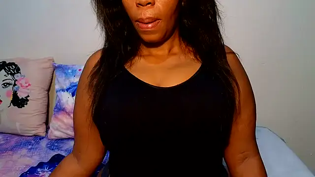 Snapshot of SexyFreaky_ chatting on February 6, 12:54 am SexyFreaky online show from February 6, 12:54 am