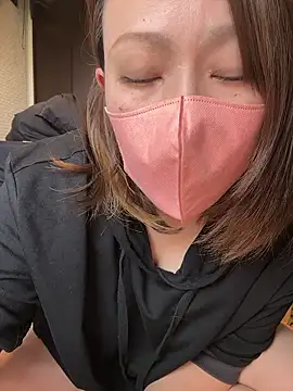 Snapshot of annna_annna_2024 chatting on January 19, 2:48 am annna annna 2024 online show from January 19, 2:48 am