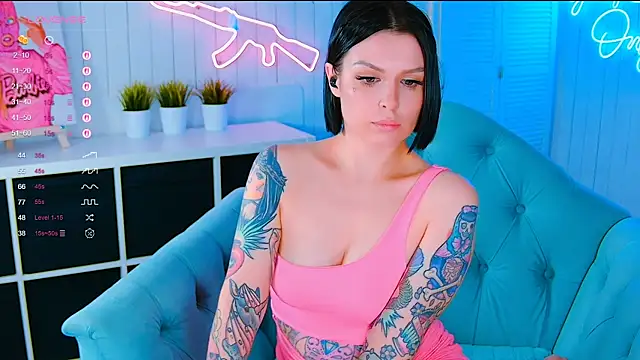 Snapshot of My_toys_pink chatting on October 19, 2:56 am My toys pink online show from October 19, 2:56 am