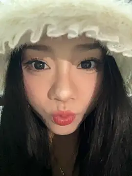 Snapshot of Asia-Melody chatting on February 25, 12:03 pm Asia-Melody online show from February 25, 12:03 pm