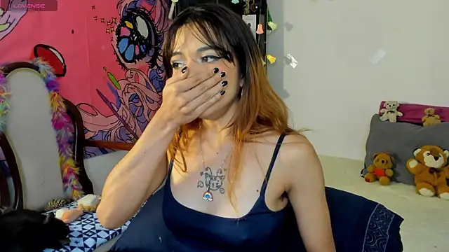 kittyzenn online show from November 13, 9:25 pm