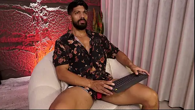 DannSaenz online show from April 14, 12:55 pm