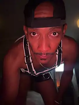 Snapshot of esteraulxxx chatting on June 5, 8:14 pm esteraulxxx online show from June 5, 8:14 pm