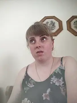 CoddessCrystal online show from May 26, 1:18 pm
