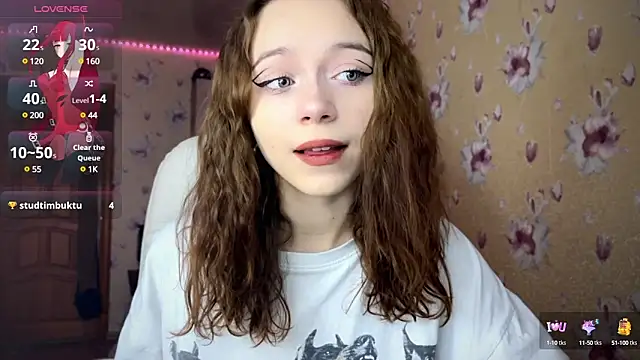 Snapshot of _SofiaBrown chatting on December 6, 12:12 am  SofiaBrown online show from December 6, 12:12 am