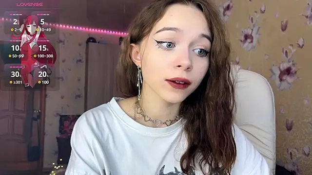 Snapshot of _SofiaBrown chatting on December 18, 6:35 pm  SofiaBrown online show from December 18, 6:35 pm