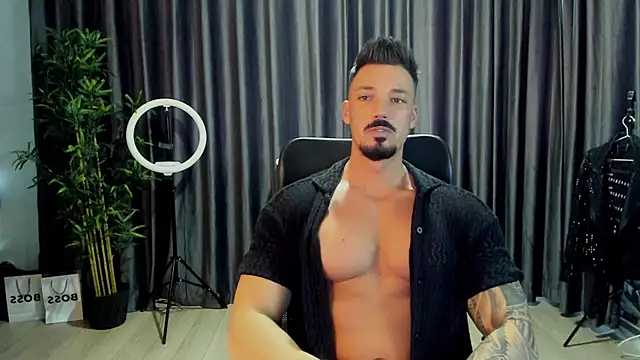 HaydenSpearss online show from February 14, 8:00 am