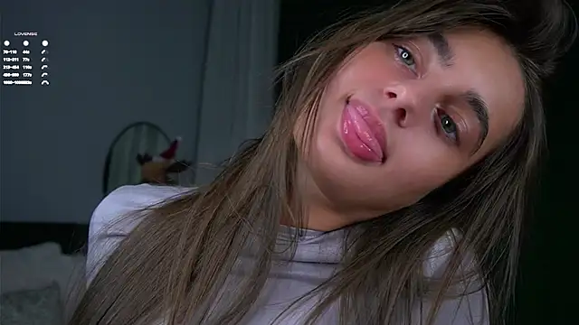 Snapshot of PiquingOgalala chatting on February 9, 1:09 am PiquingOgalala online show from February 9, 1:09 am