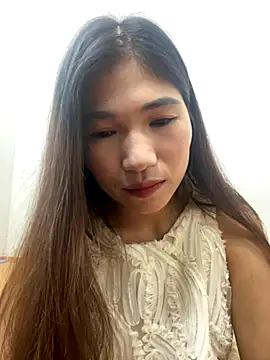 Snapshot of MinzHy chatting on October 28, 3:25 pm MinzHy online show from October 28, 3:25 pm