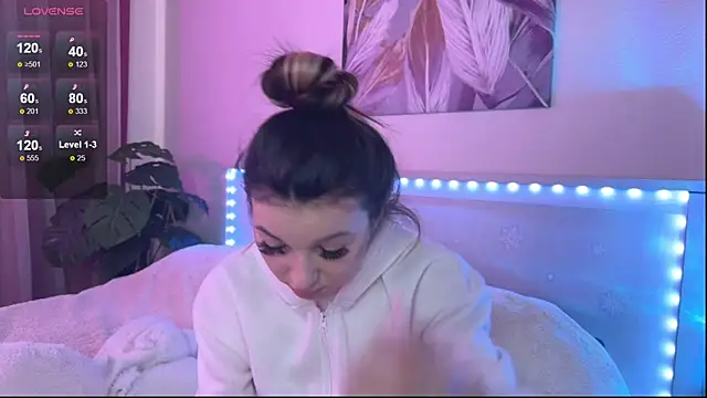 Veronica leal online show from April 7, 7:42 am