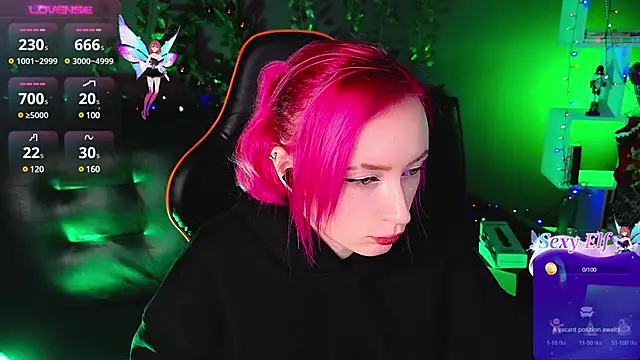 Snapshot of _HelenCarter chatting on January 4, 8:37 pm HelenCarter online show from January 4, 8:37 pm
