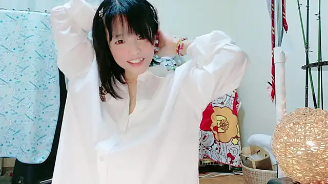 Snapshot of renapiyon8182 chatting on January 17, 7:38 pm renapiyon8182 online show from January 17, 7:38 pm