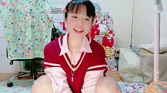 Snapshot of renapiyon8182 chatting on March 21, 8:12 pm renapiyon8182 online show from March 21, 8:12 pm