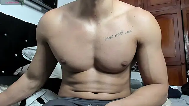 Joao Batista Oficial online show from December 4, 4:00 am